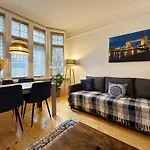 Oliver\'S Place In Holborn - 2 Double Beds, 1 Sofa Bed, Great Location