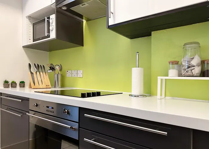 Oliver\'S Place In Holborn - 2 Double Beds, 1 Sofa Bed, Great Location