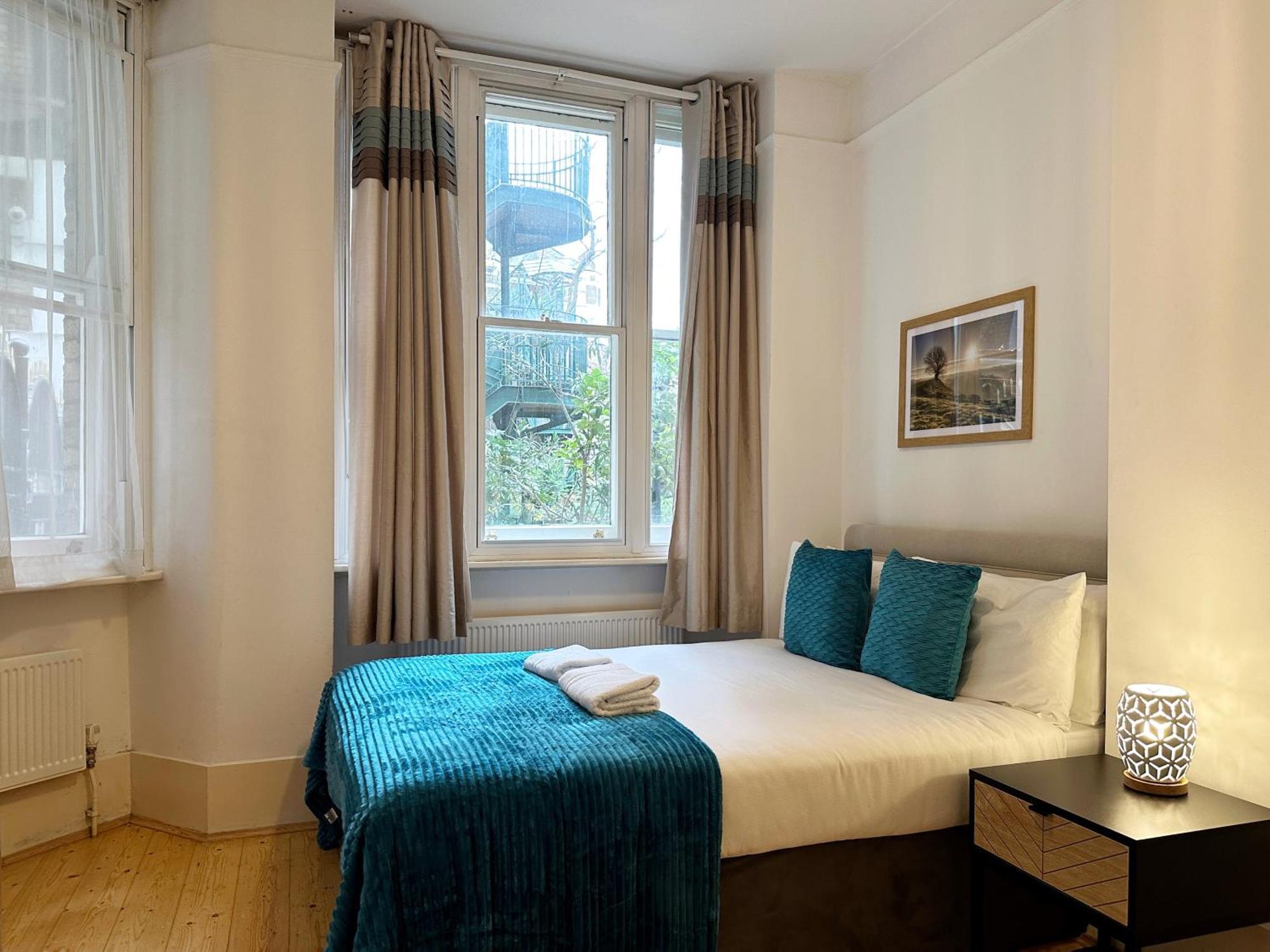 Oliver's Place In Holborn - 2 Double Beds, 1 Sofa Bed, Great Location * London