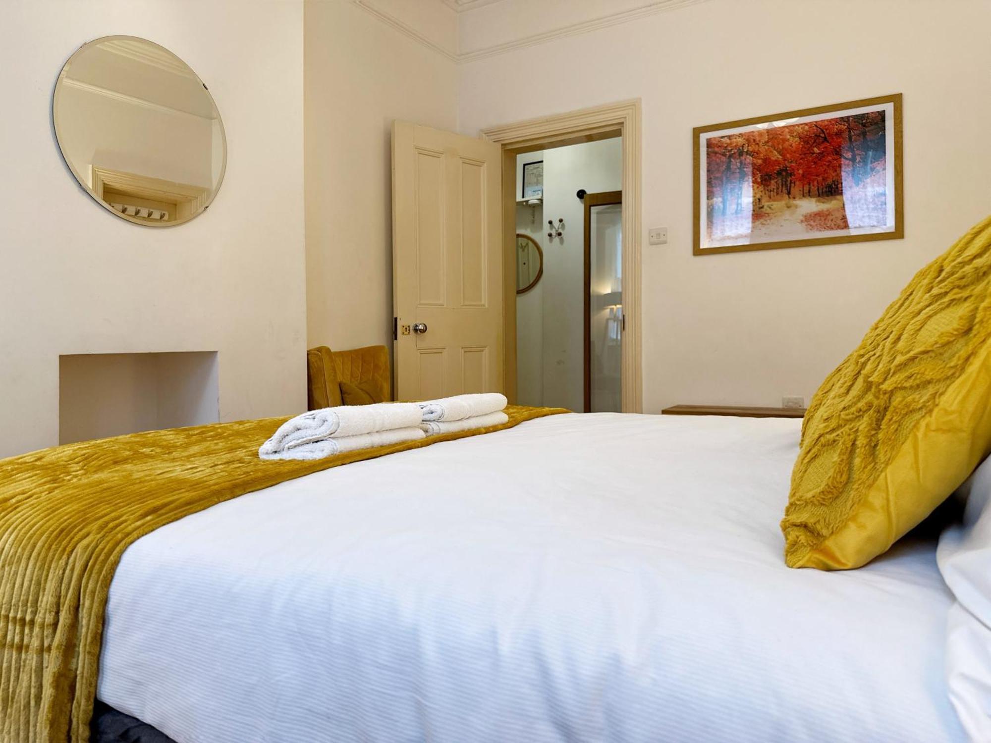 Oliver's Place In Holborn - 2 Double Beds, 1 Sofa Bed, Great Location * London