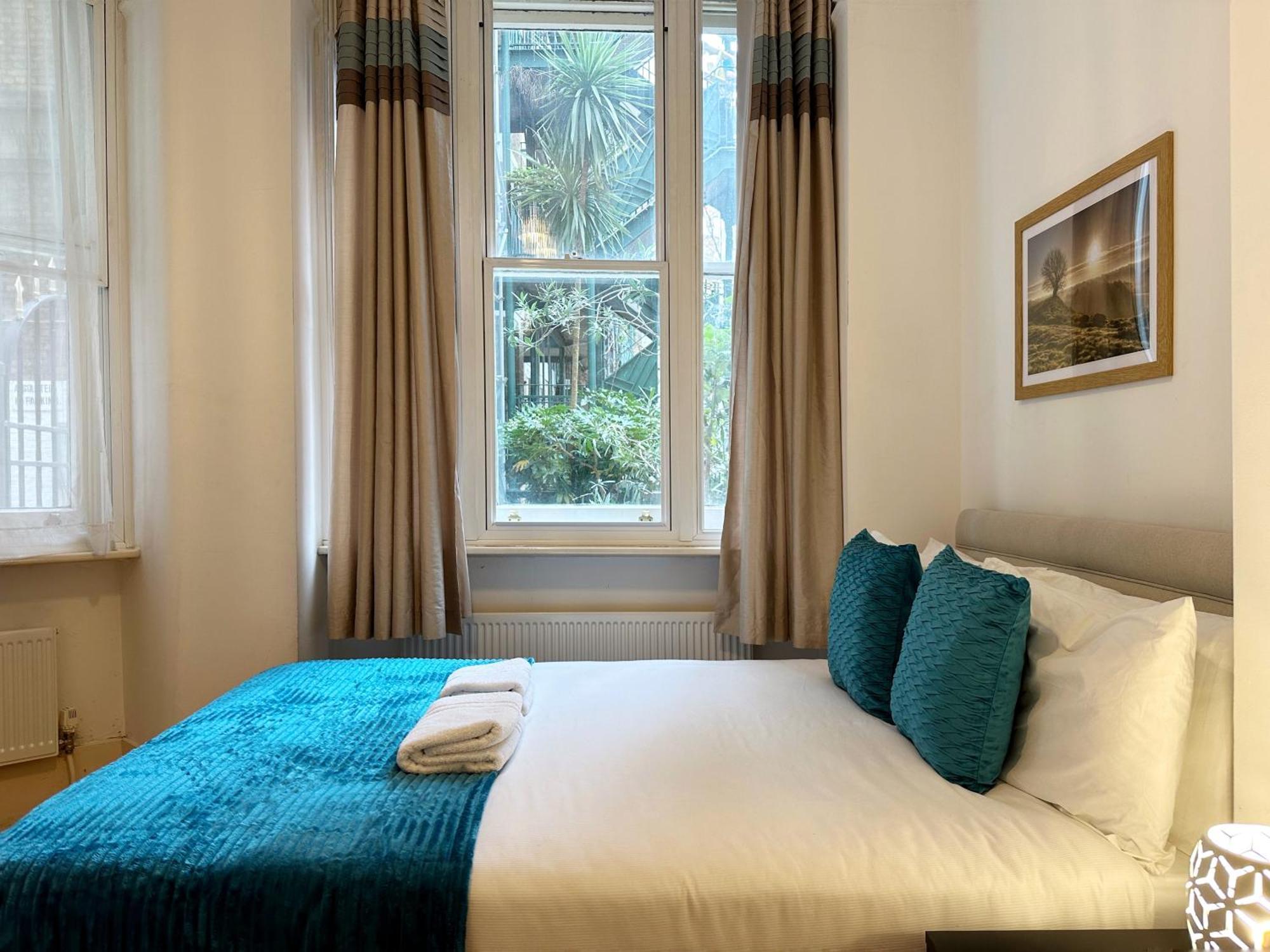 Oliver's Place In Holborn - 2 Double Beds, 1 Sofa Bed, Great Location